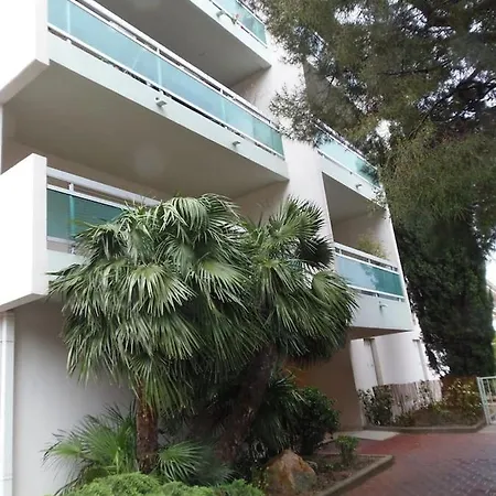Apartment Le Jardin Des Lices Toulon