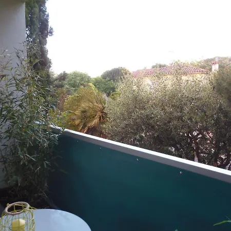 Le Jardin Des Lices Apartamento Tolón